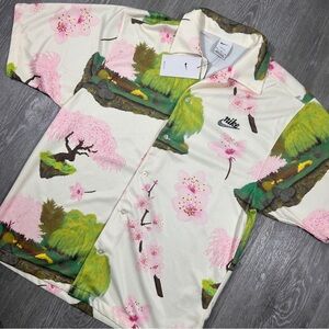 Nike Cherry Blossom Print Button-Up Shirt Short Sleeve Men’s M, Brand New